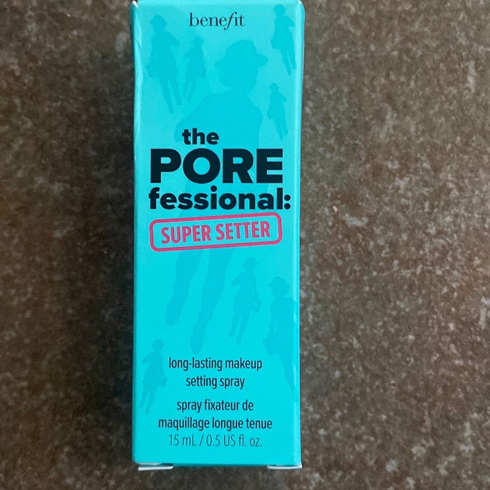 Benefit Setting spray
